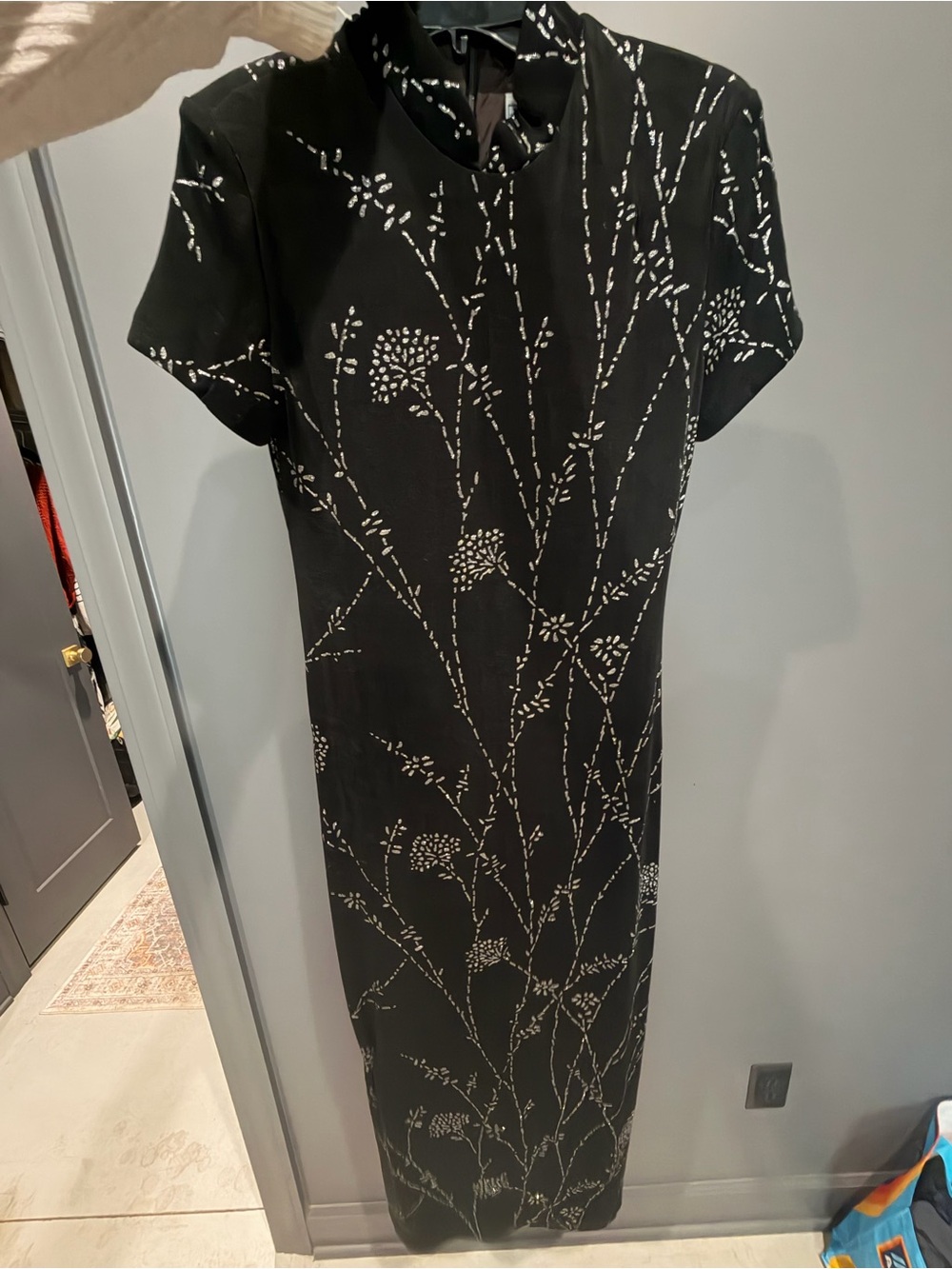 Jessica Howard Black Maxi Dress with White Floral Print